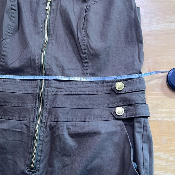 Venus Green Jumpsuit with Gold buttons - Picture 6 of 11